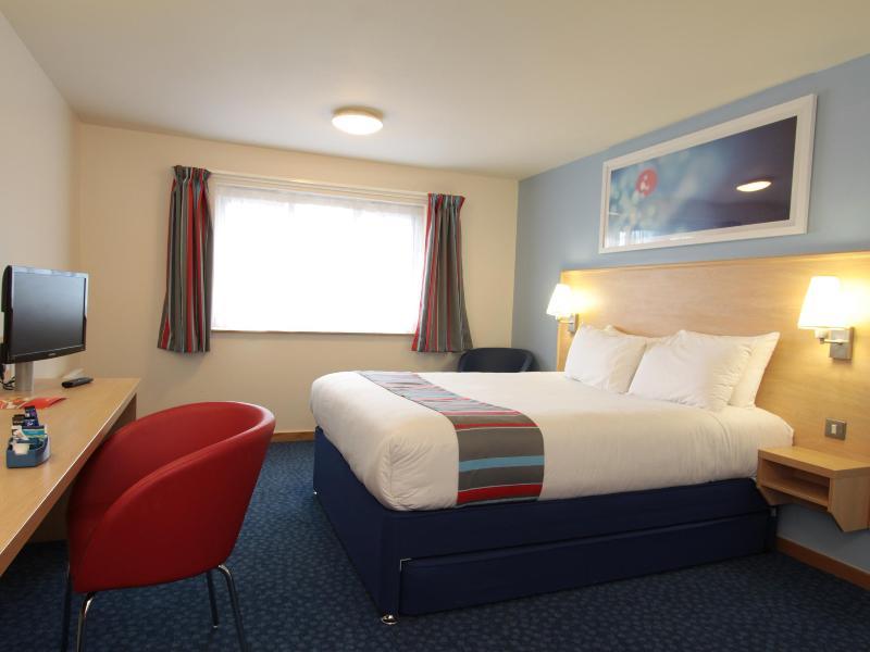 Travelodge Sheffield Central Exterior photo